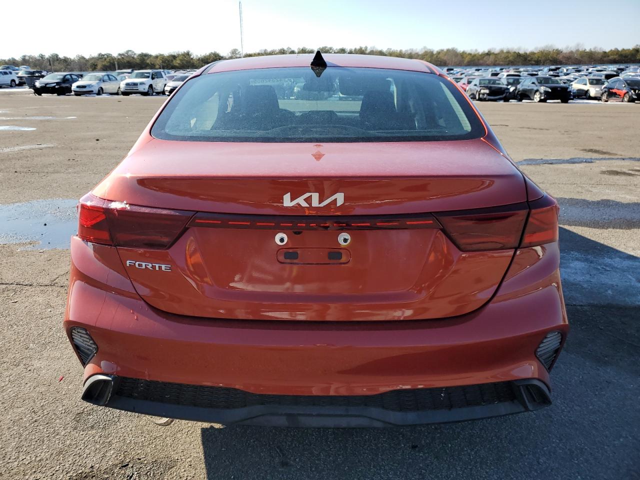 2023 Kia Forte - Image 6