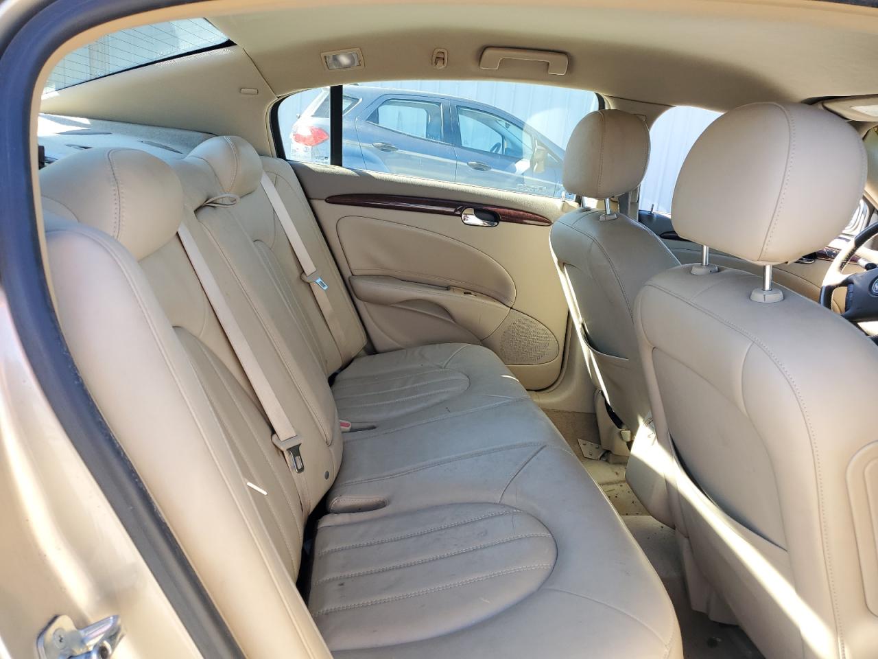 2006 Buick Lucerne - Image 10