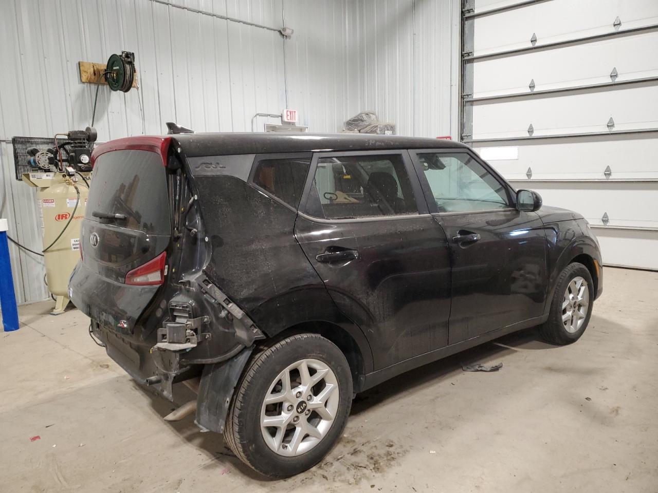 2021 Kia Soul - Image 3