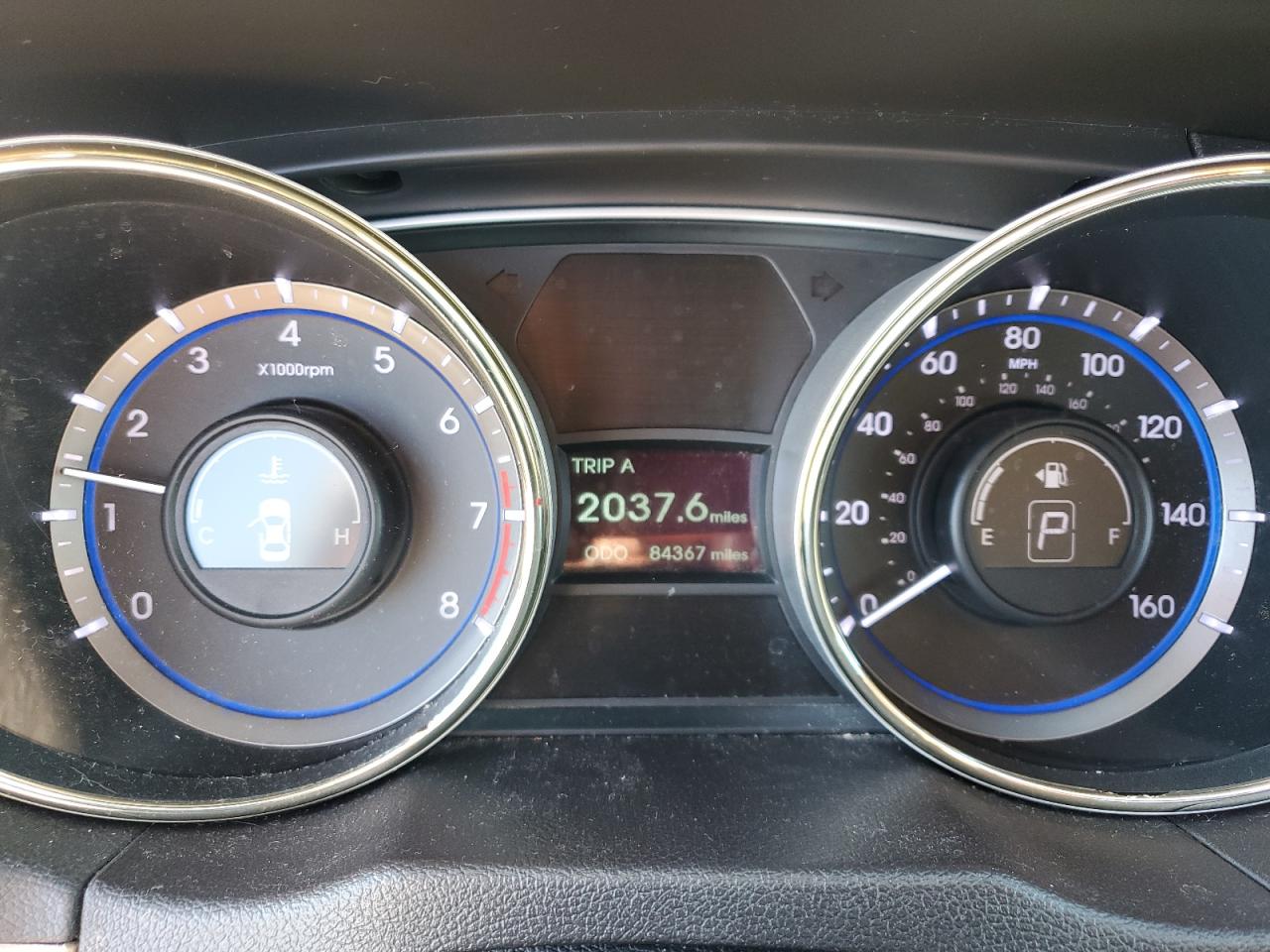 2013 Hyundai Sonata - Image 9