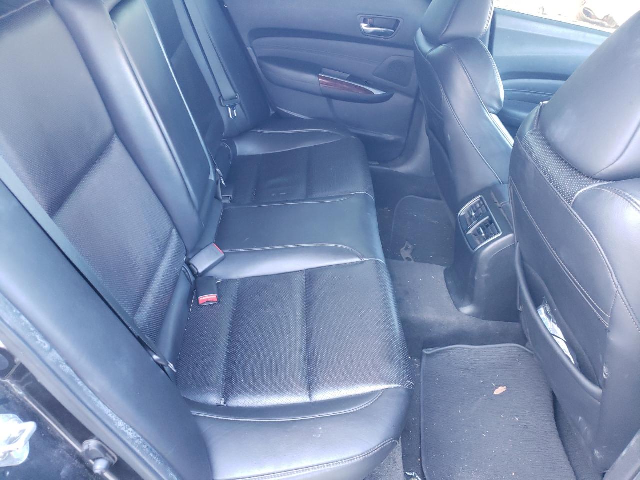 2016 Acura TLX - Image 10