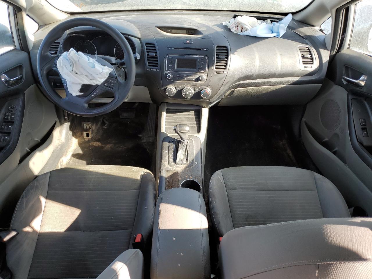 2015 Kia Forte - Image 8