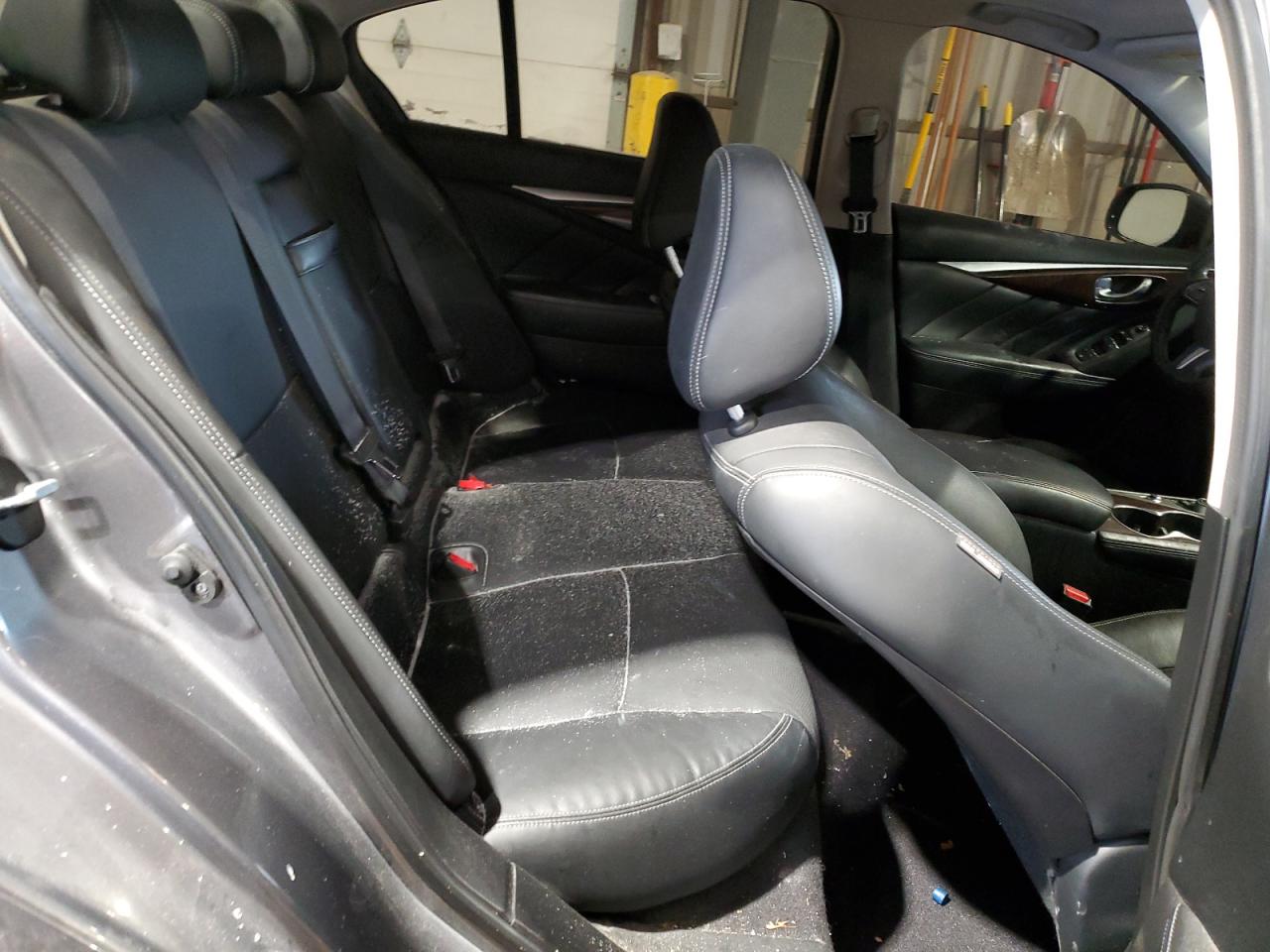 2015 Infiniti Q50 - Image 10
