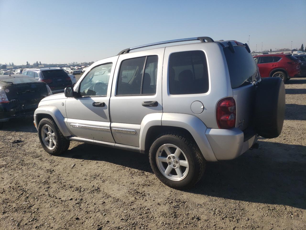 2006 Jeep Liberty (North America) - Image 2