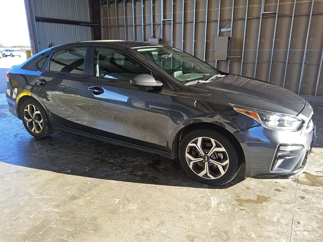 2021 Kia Forte - Image 4