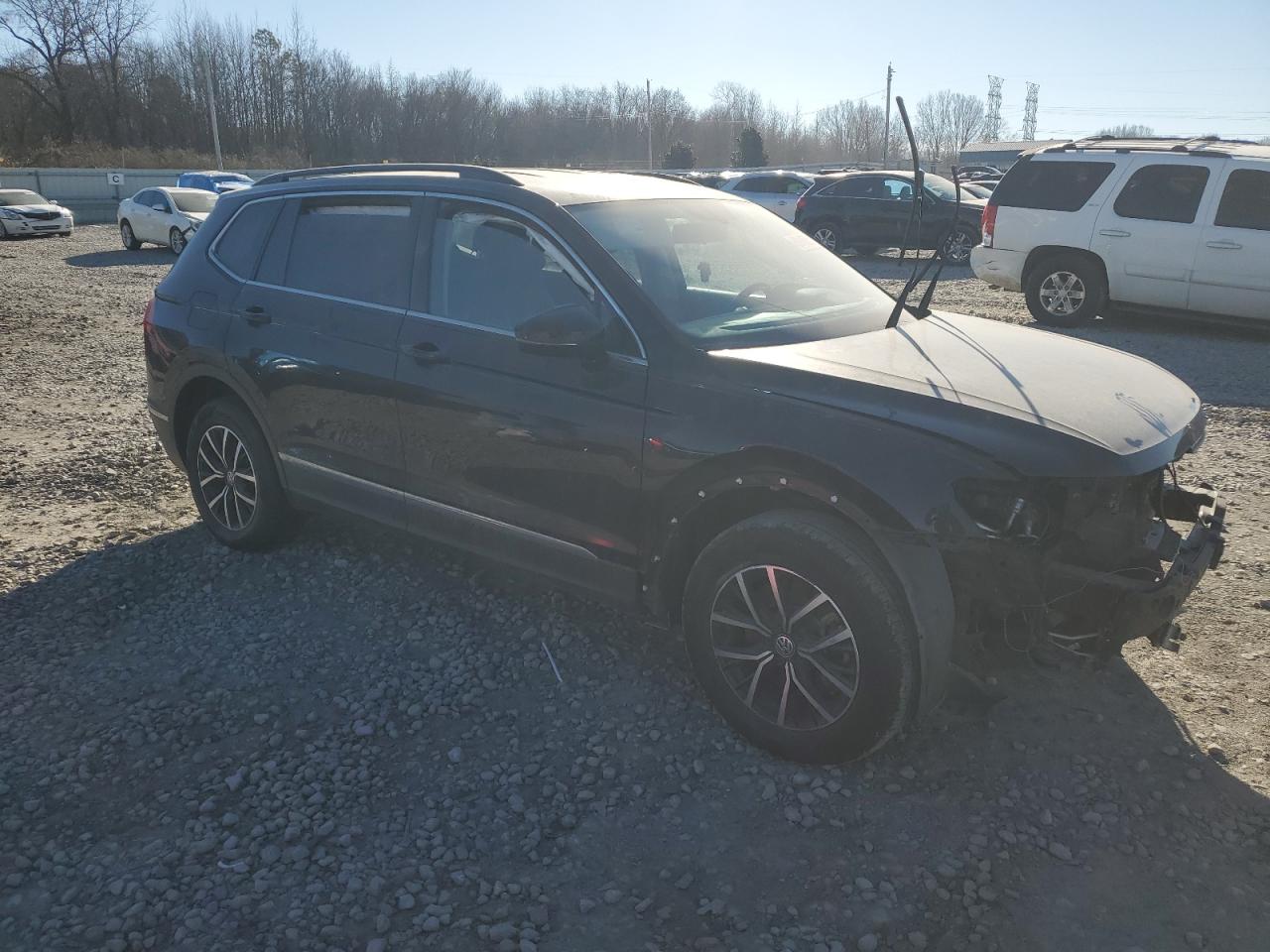 2021 Volkswagen Tiguan - Image 4