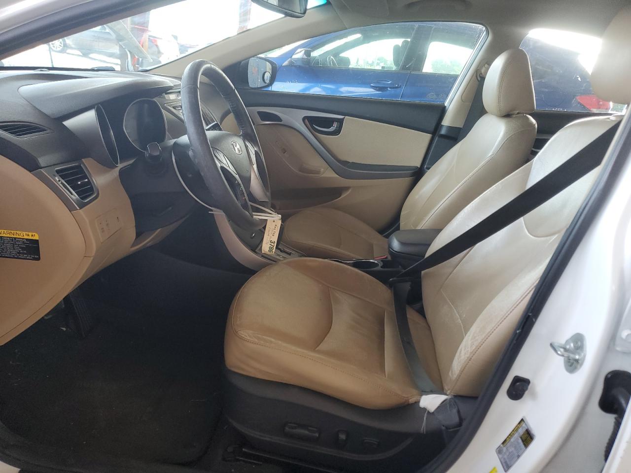 2013 Hyundai Elantra - Image 7