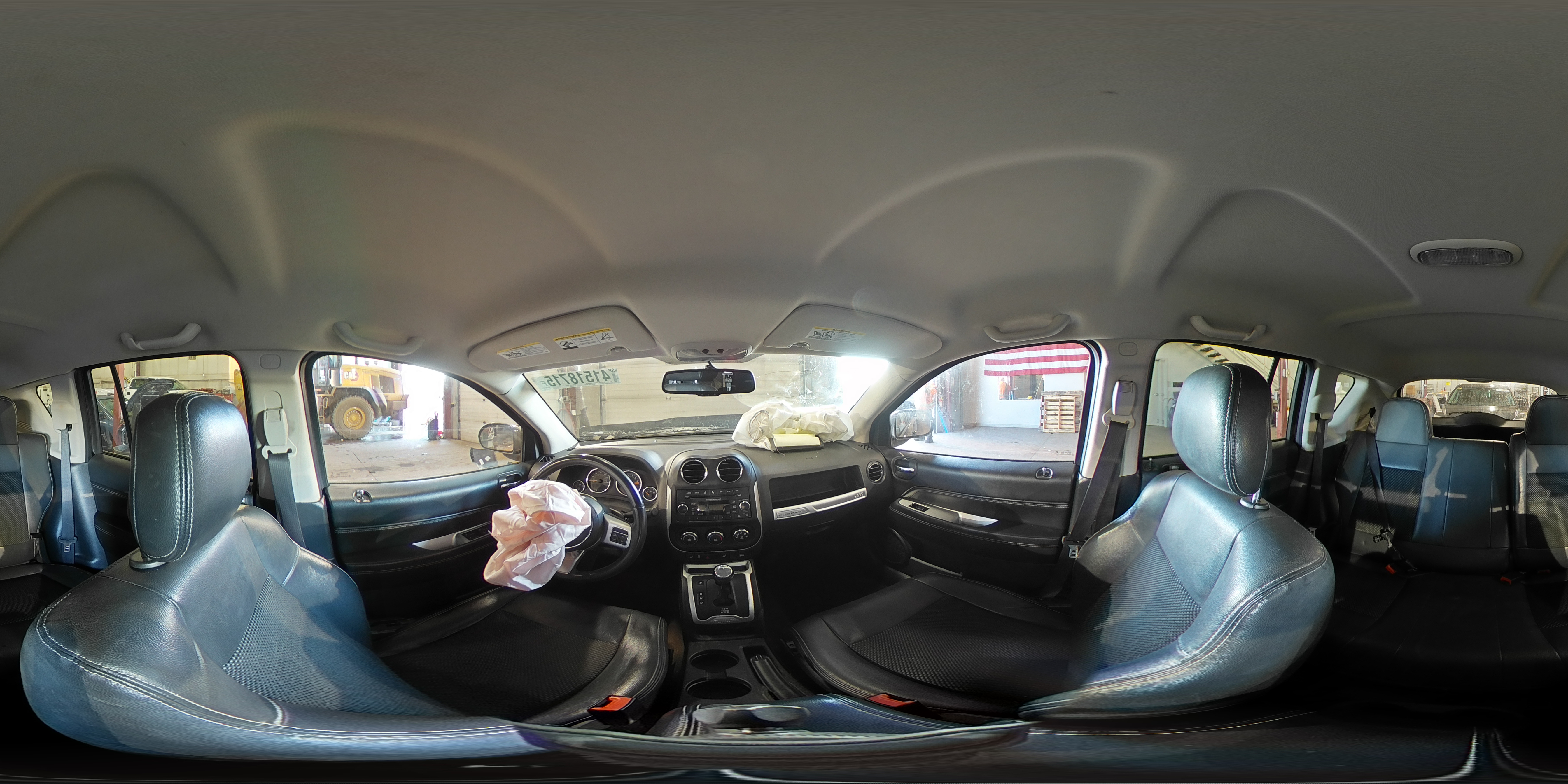 2015 Jeep Compass - Image 15
