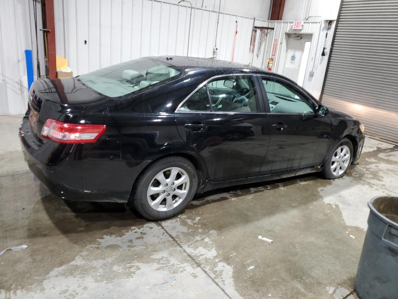 2011 Toyota Camry - Image 3