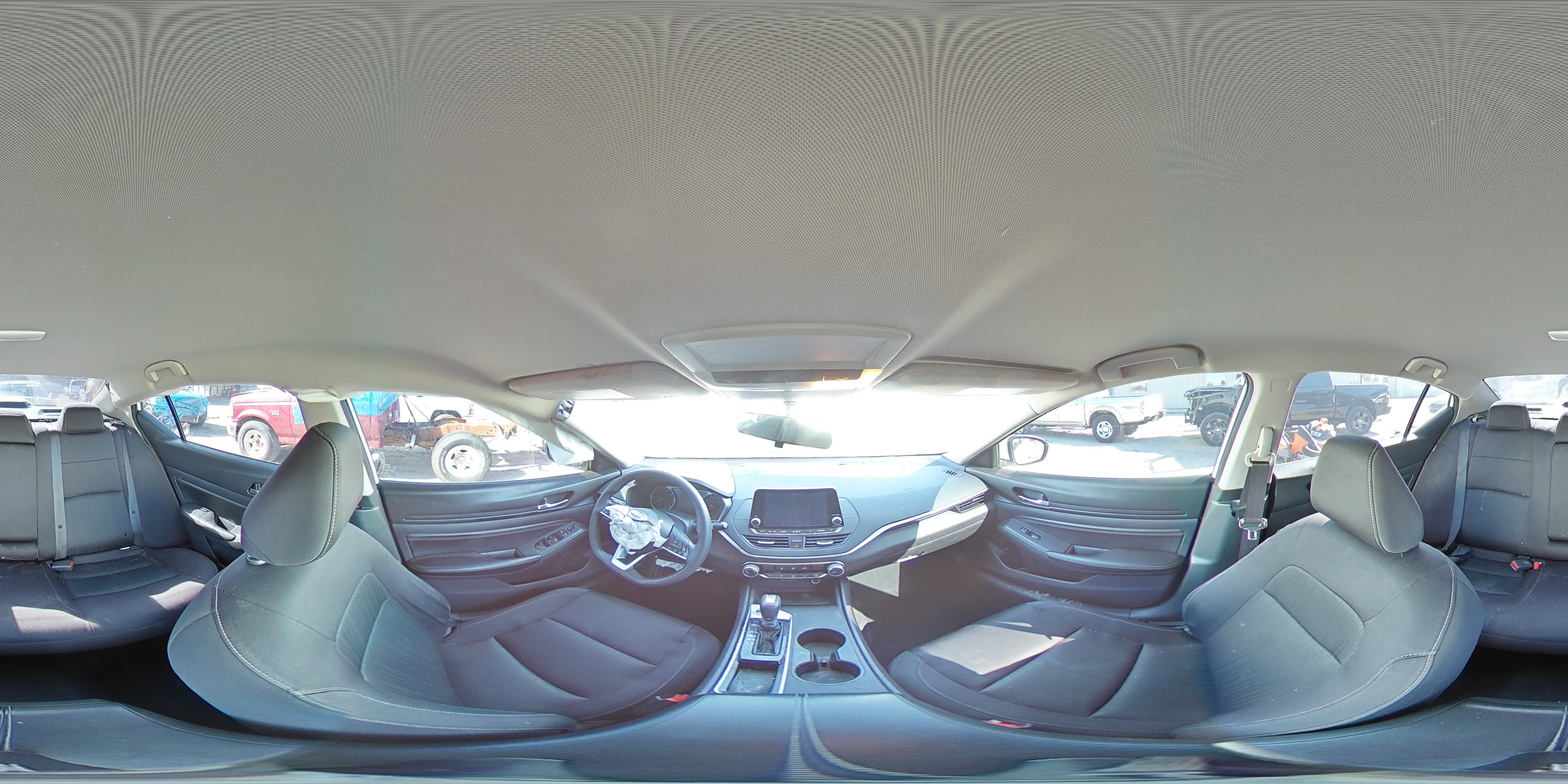 2019 Nissan Altima - Image 15