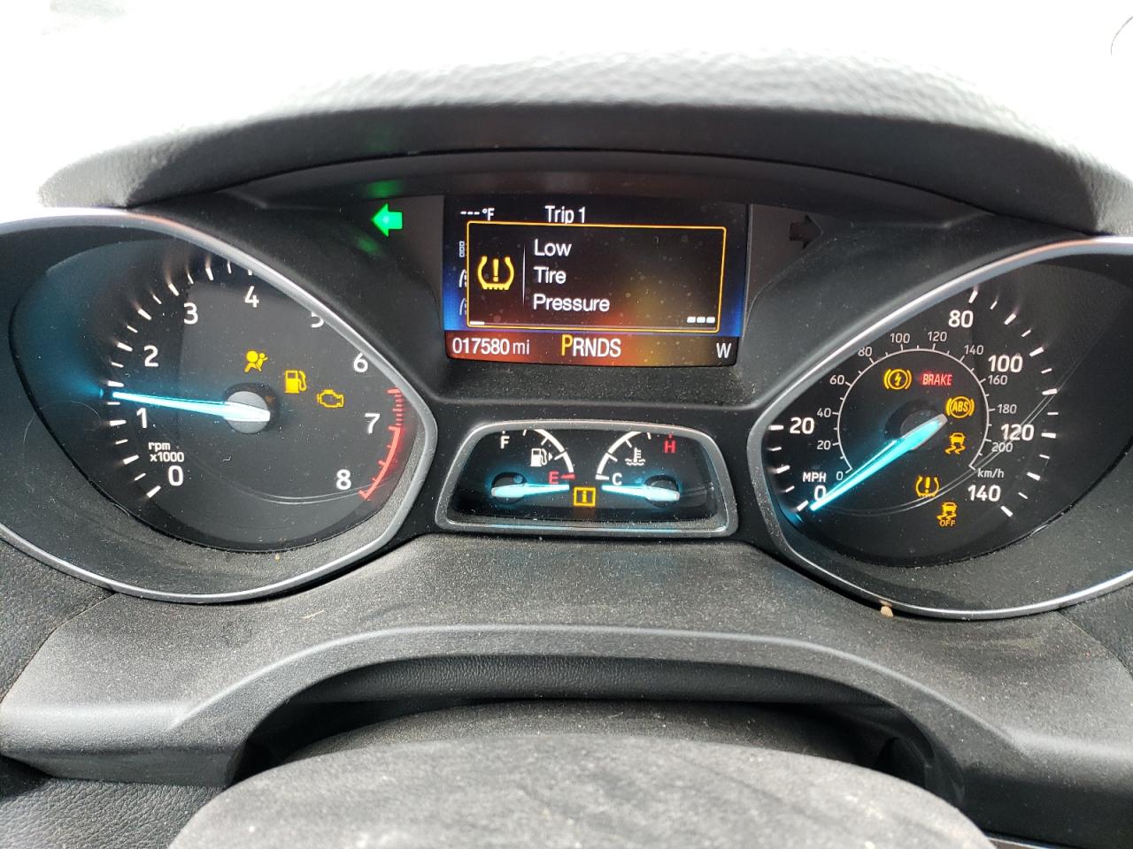 2019 Ford Escape - Image 9