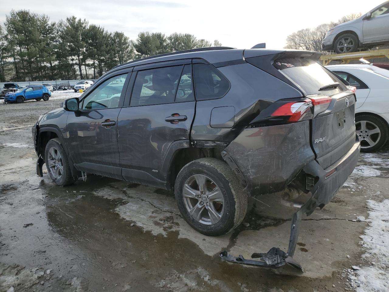 2024 Toyota RAV 4 - Image 2