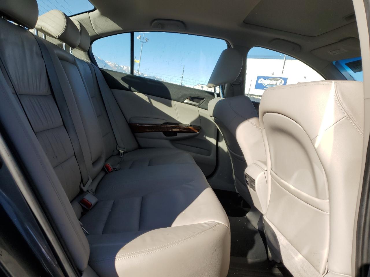 2012 Honda Accord - Image 10