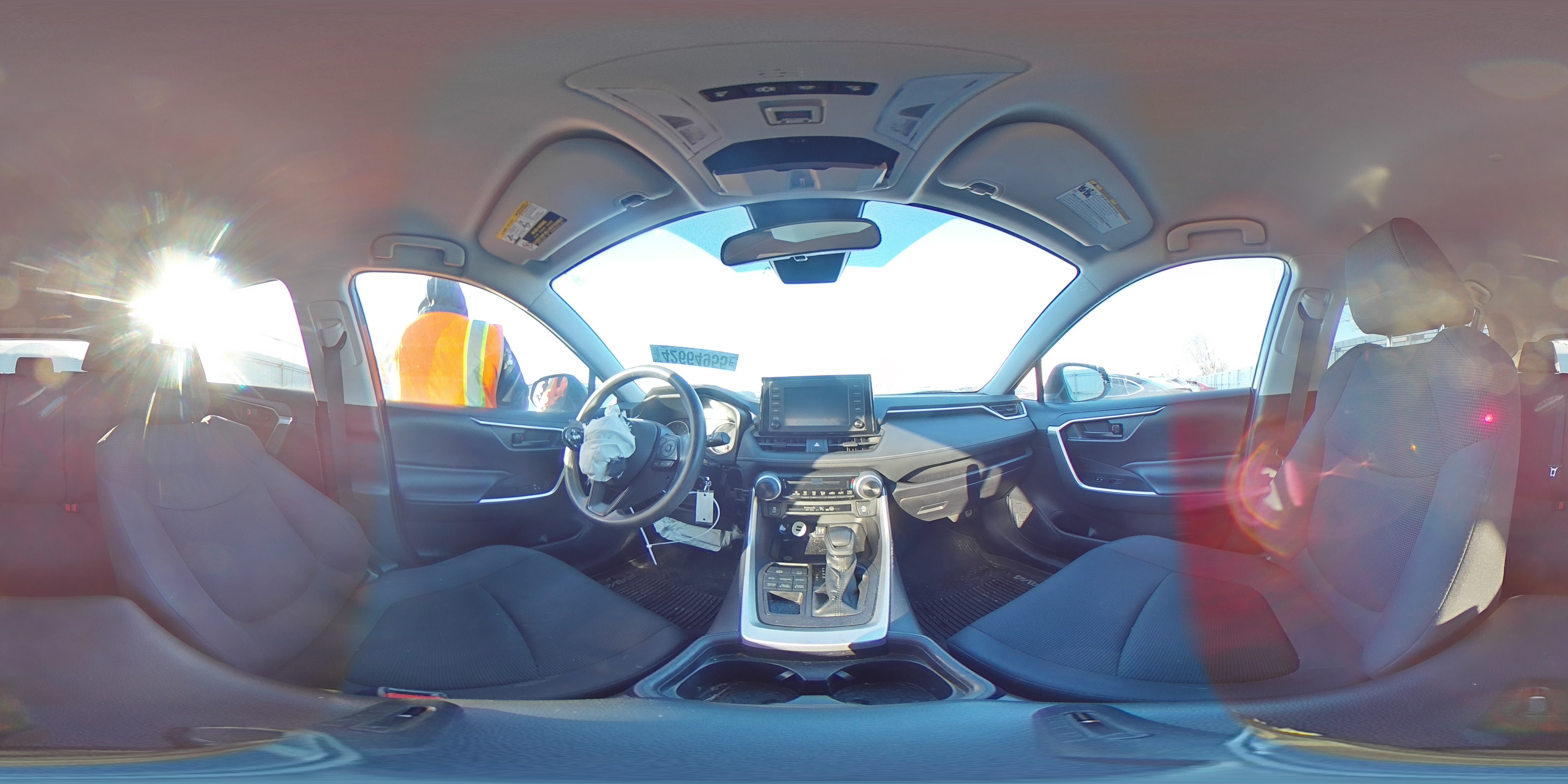 2019 Toyota RAV 4 - Image 13