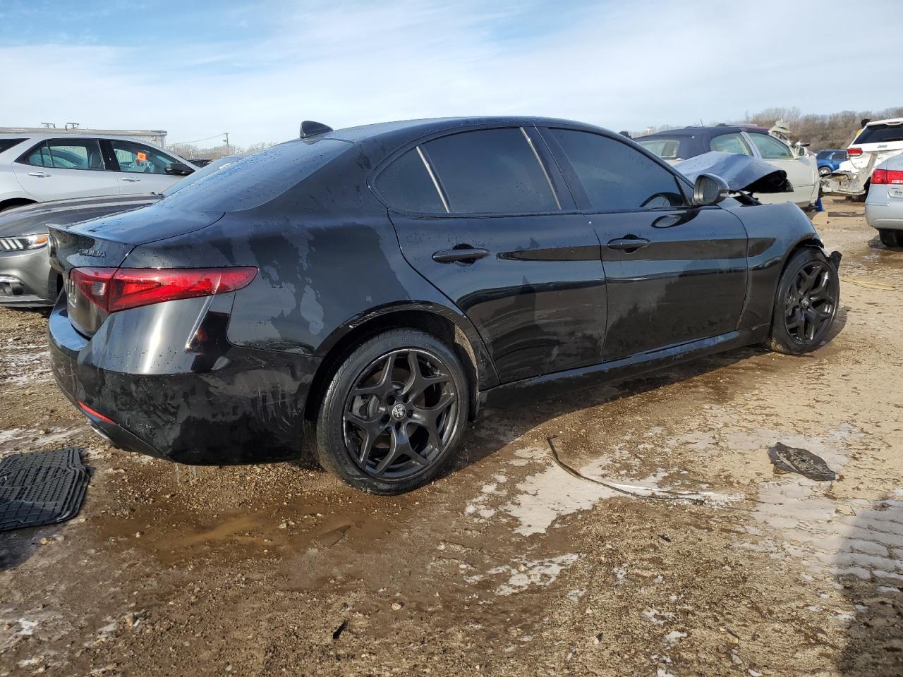 2021 Alfa Romeo Giulia - Image 3