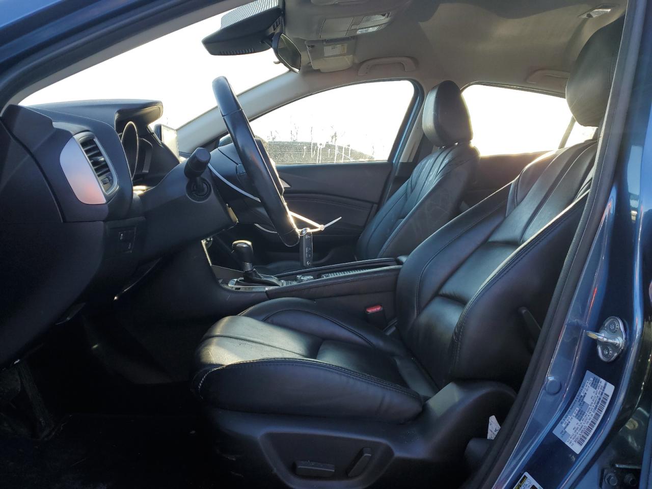 2018 Mazda 3 - Image 7