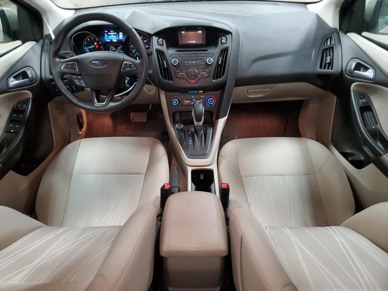 2017 Ford Focus - Image 8