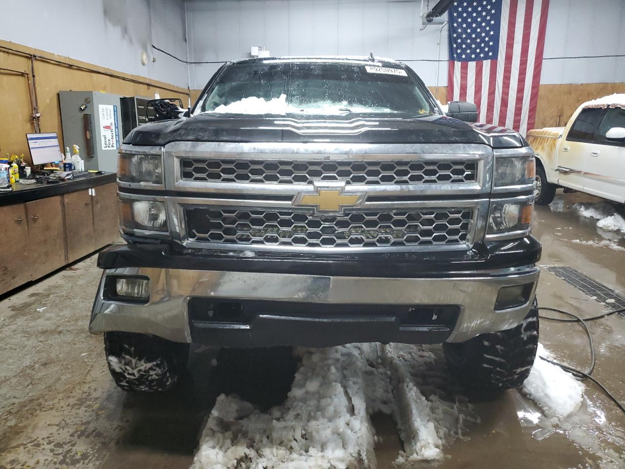 2014 Chevrolet Silverado - Image 5