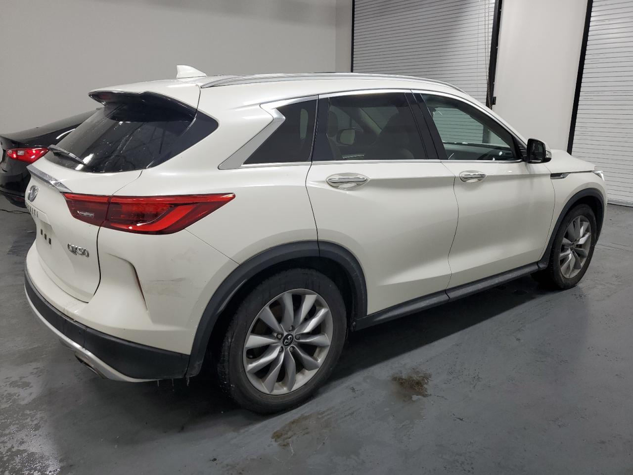 2020 Infiniti QX50 - Image 3