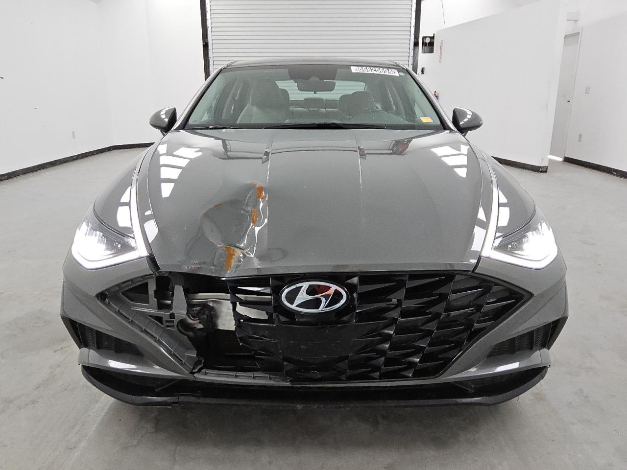 2023 Hyundai Sonata - Image 5