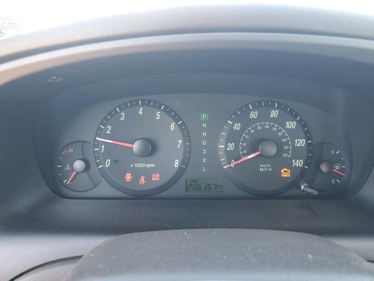 2006 Hyundai Elantra - Image 9