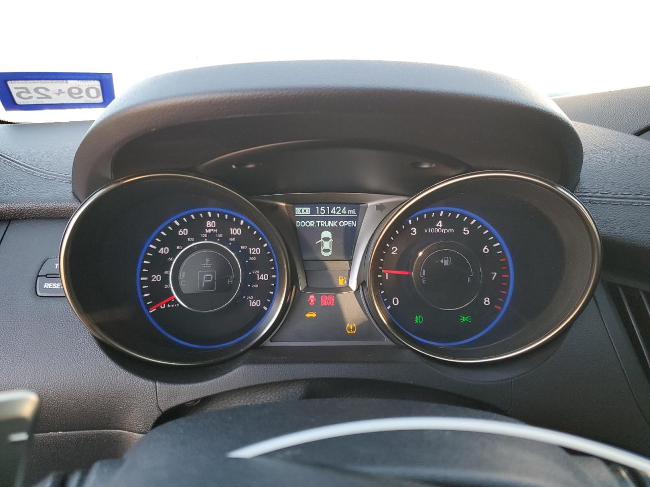 2014 Hyundai Genesis - Image 9