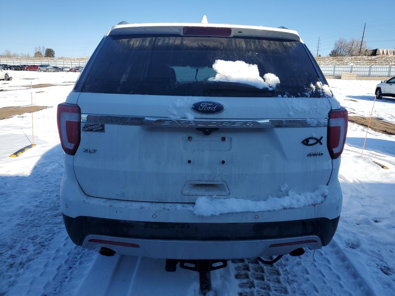 2017 Ford Explorer - Image 6
