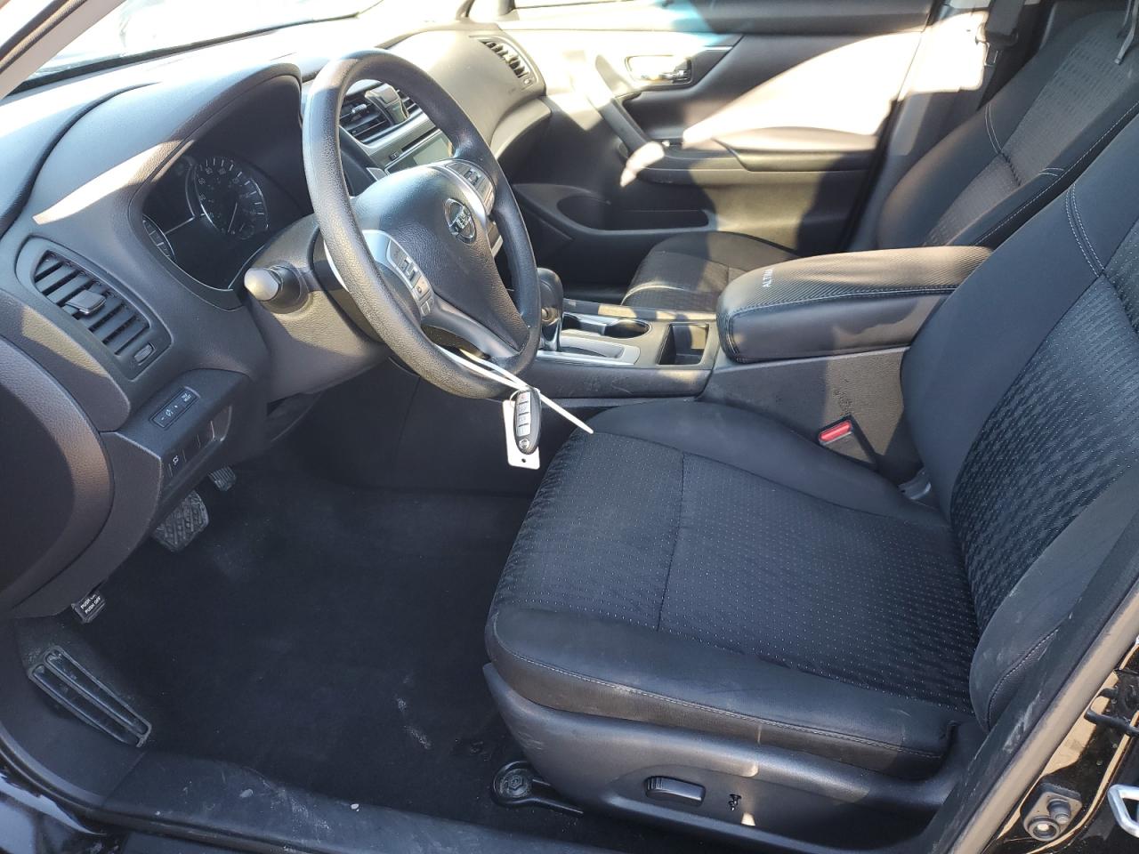 2016 Nissan Altima - Image 7