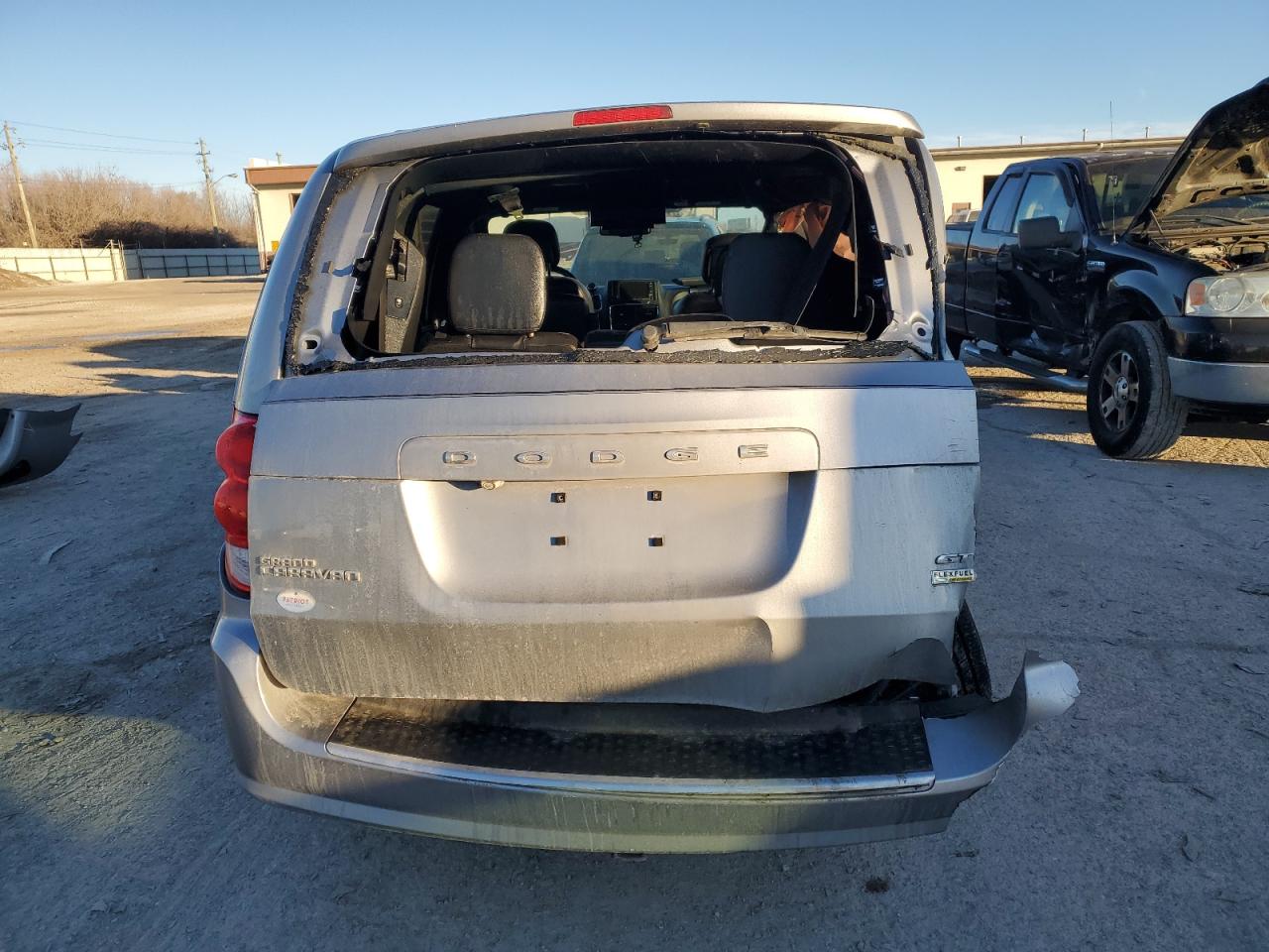 2017 Dodge Caravan - Image 6