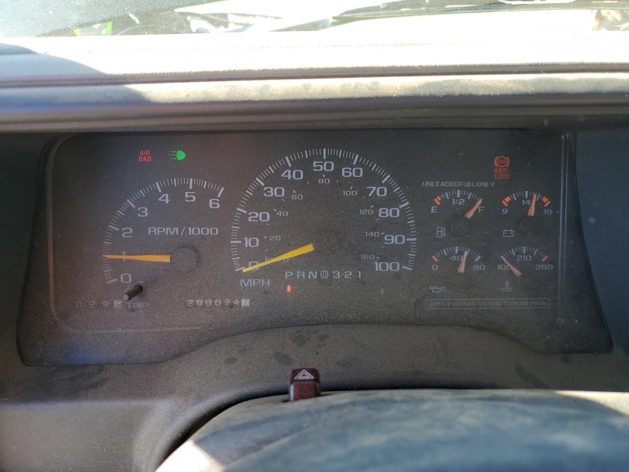 1998 Chevrolet GMT-400 - Image 9
