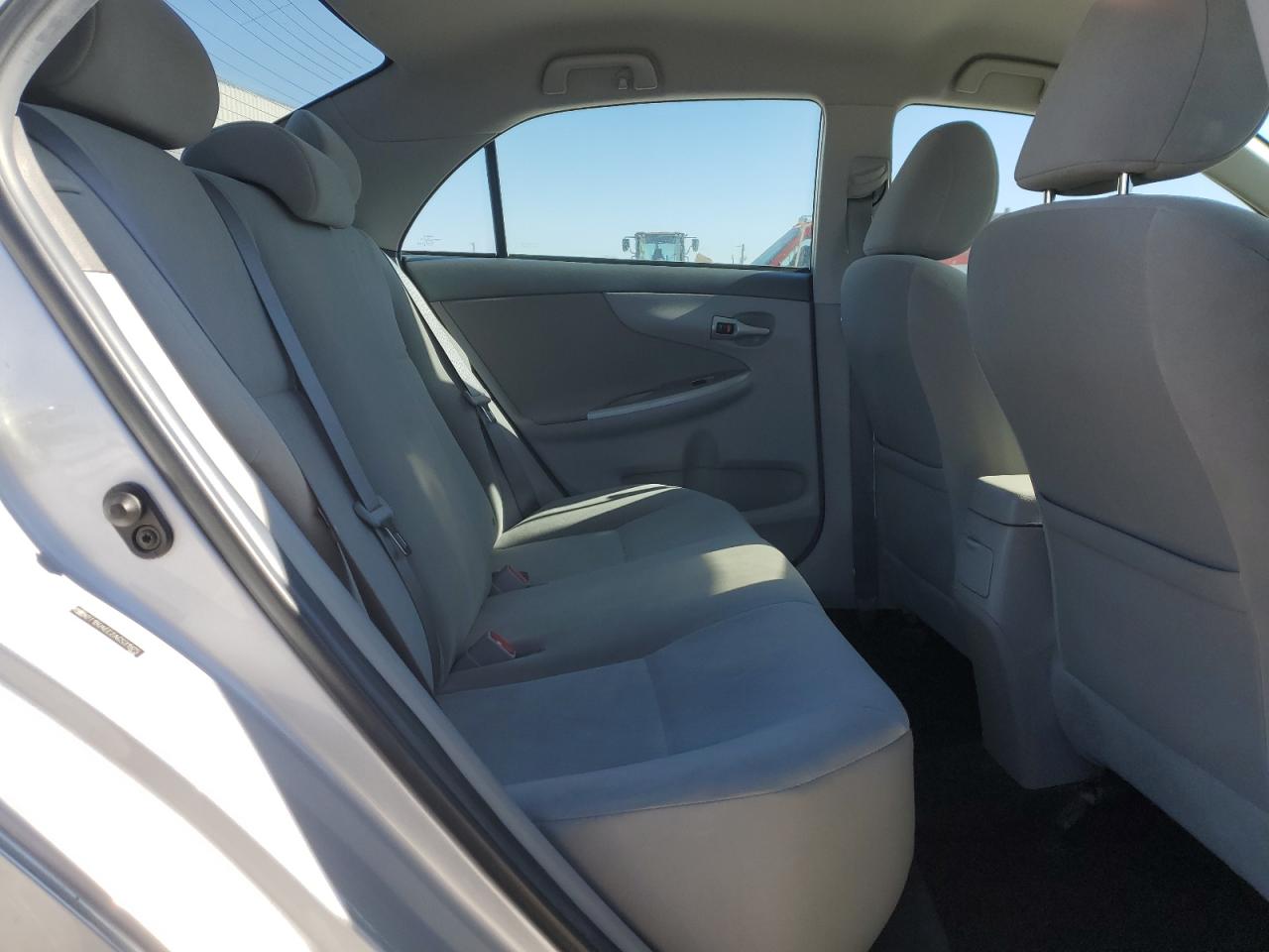 2010 Toyota Corolla - Image 10