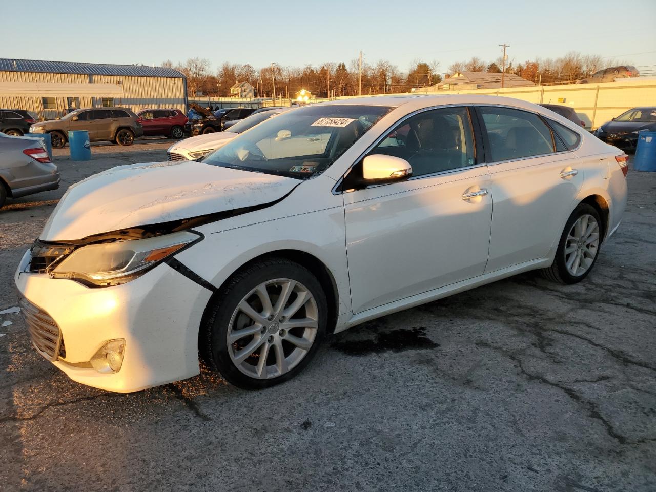 2013 TOYOTA AVALON