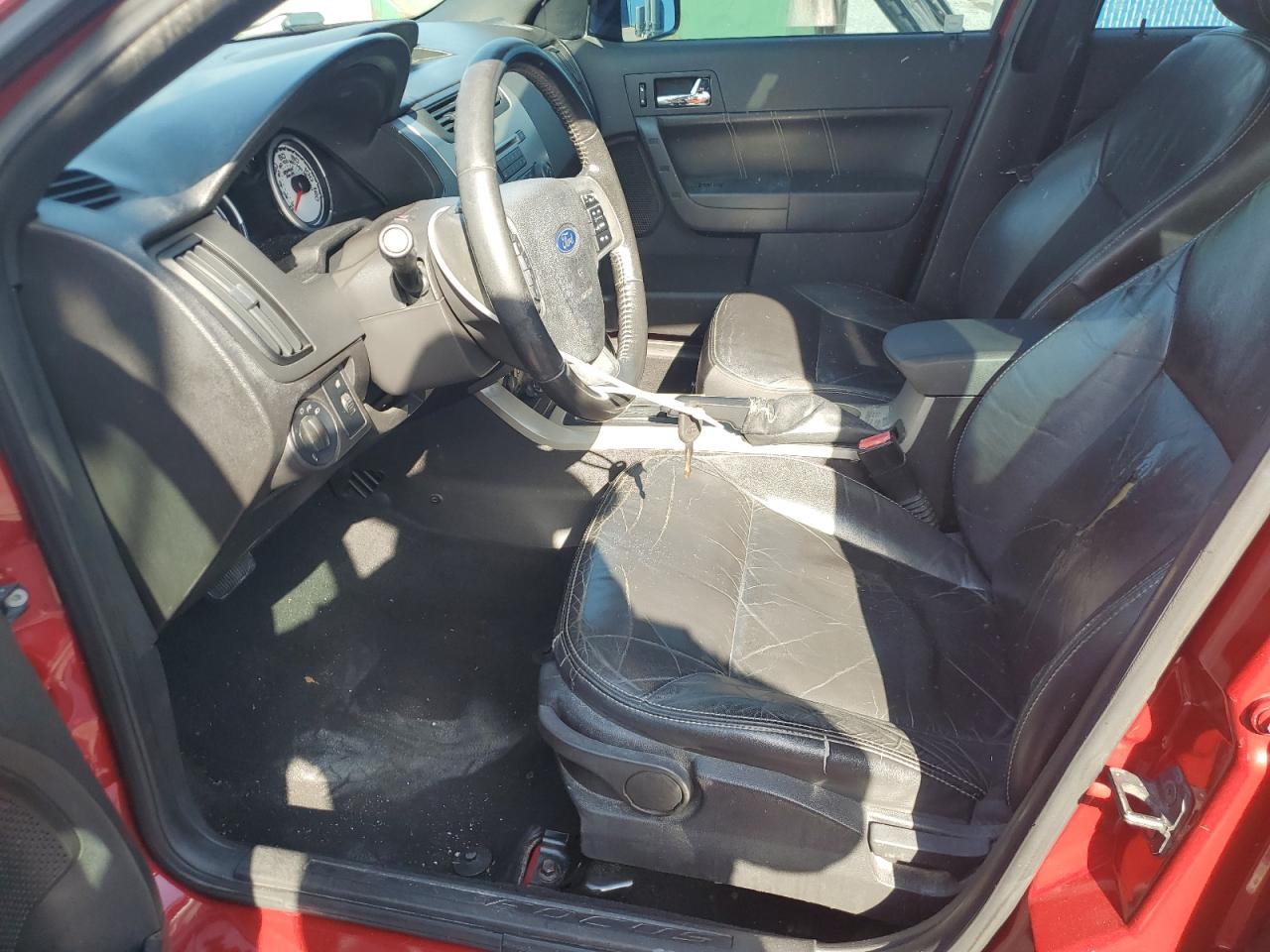 2010 Ford Focus - Image 7