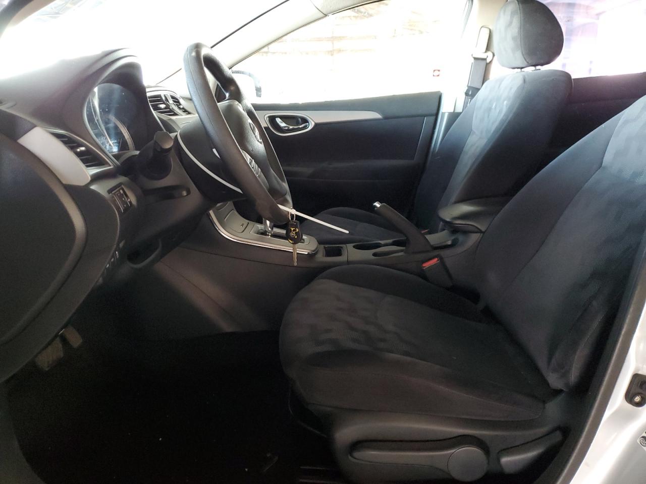 2013 Nissan Sentra - Image 7