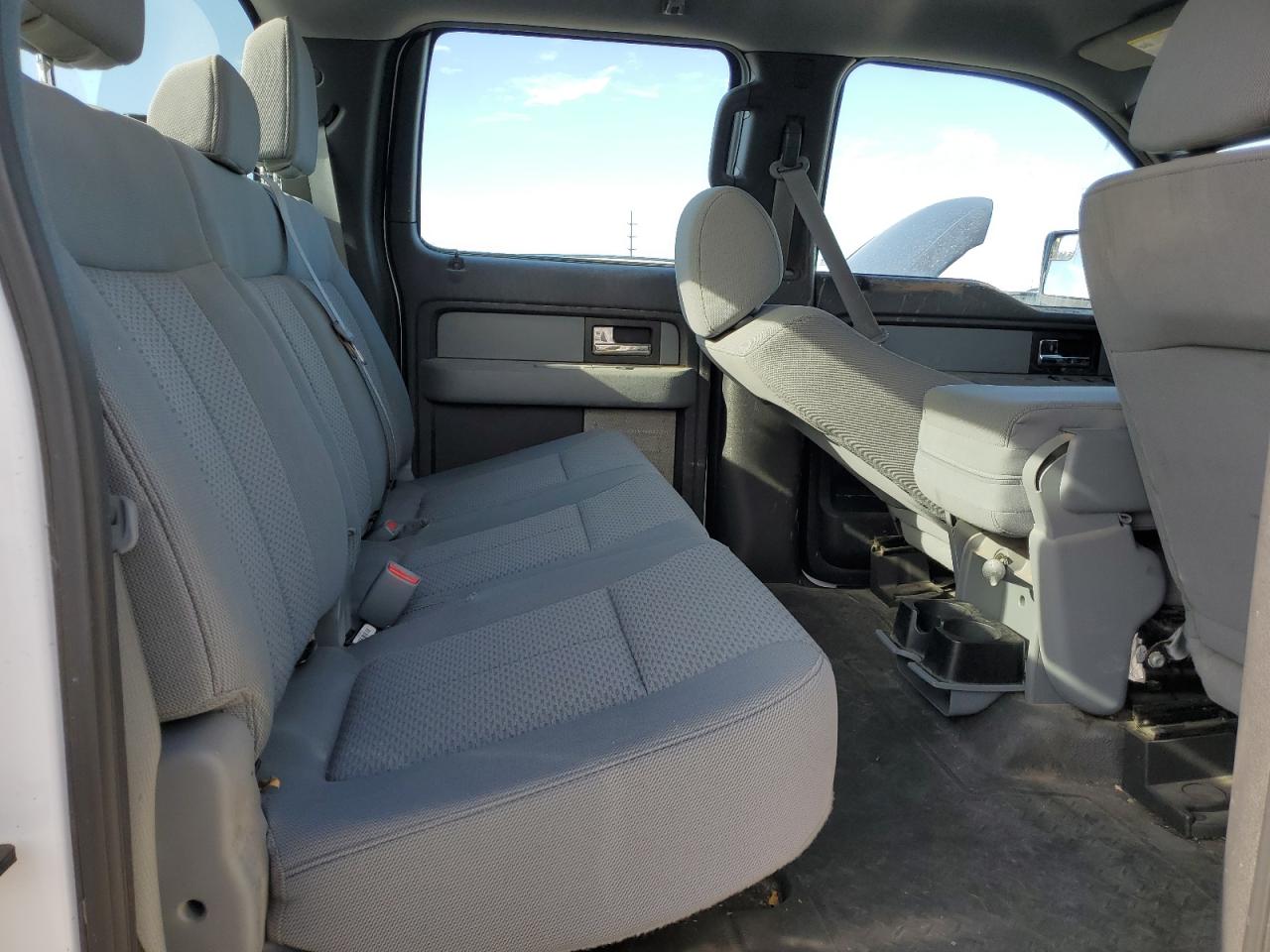 2014 Ford F-150 - Image 10