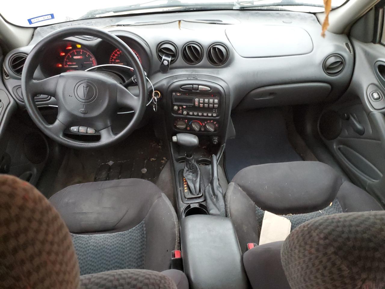 2004 Pontiac Grand AM - Image 8