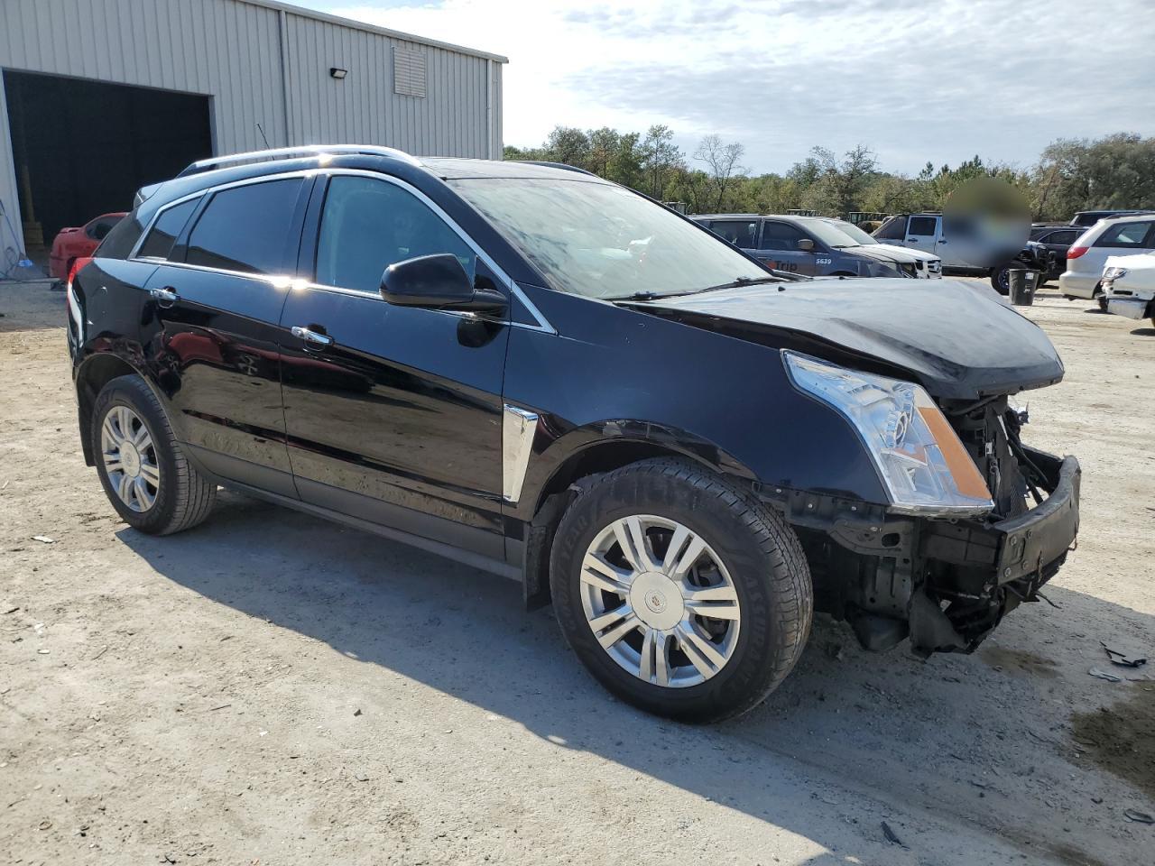 VIN 3GYFNBE38FS521585 2015 CADILLAC SRX no.4