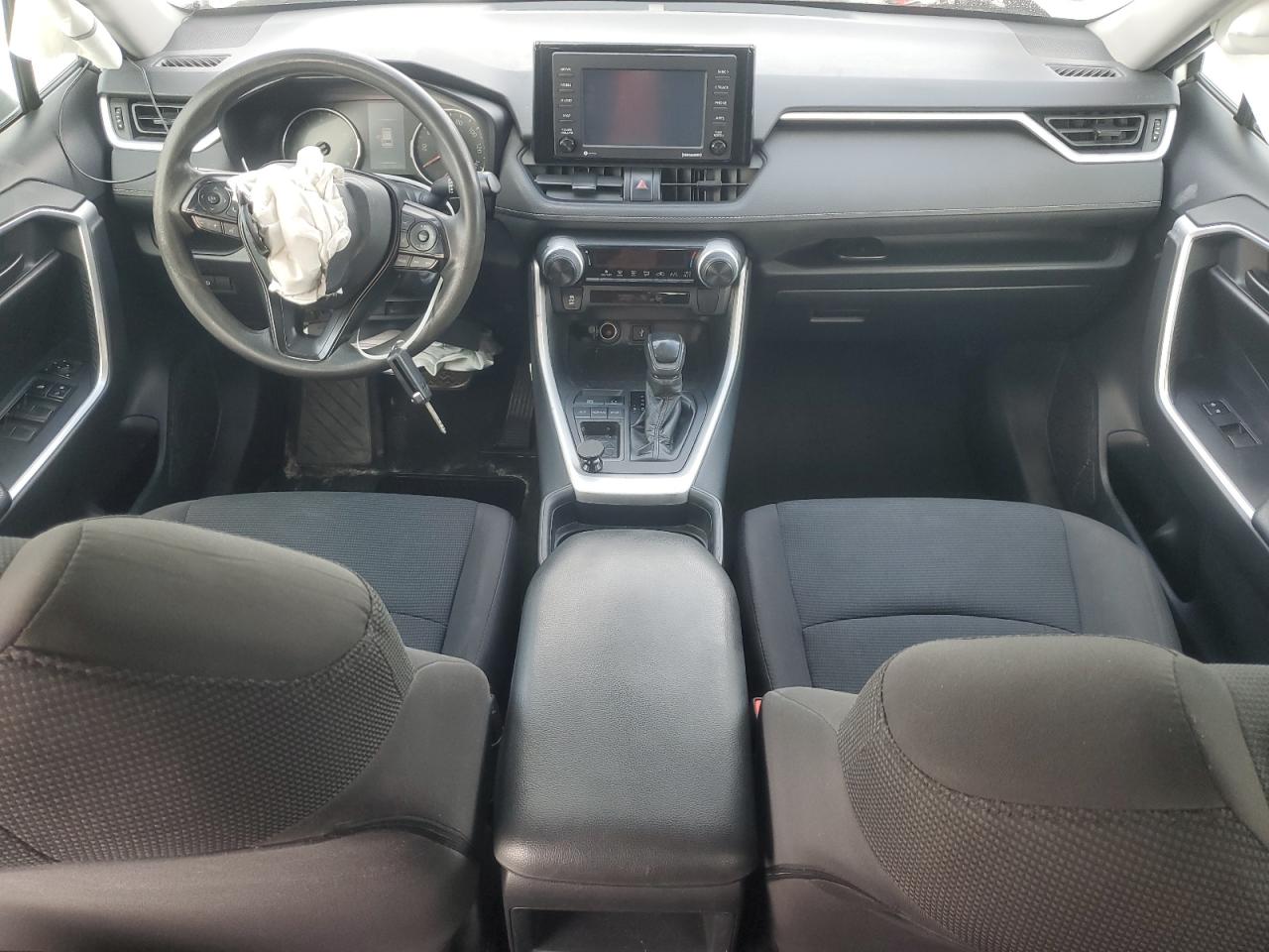 2020 Toyota RAV 4 - Image 8