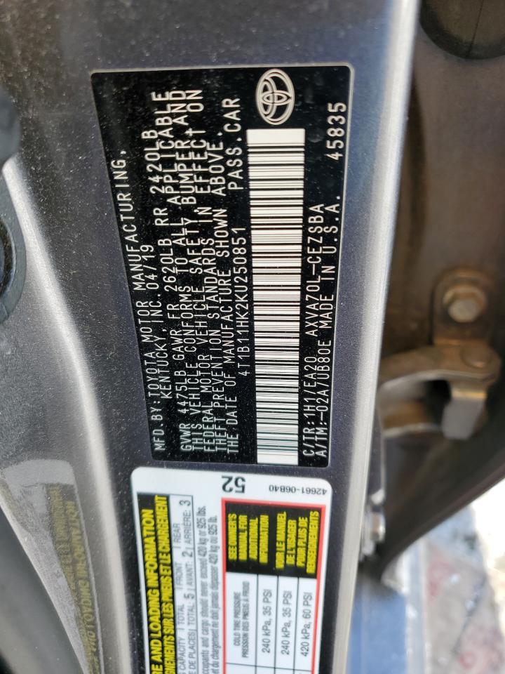 2019 Toyota Camry - Image 12
