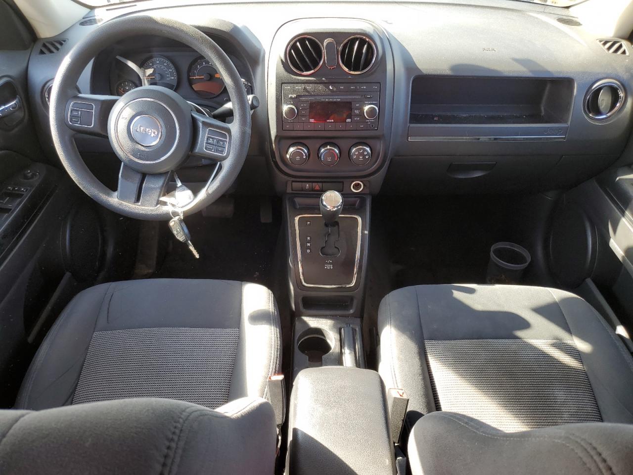 2016 Jeep Liberty (Patriot) - Image 8