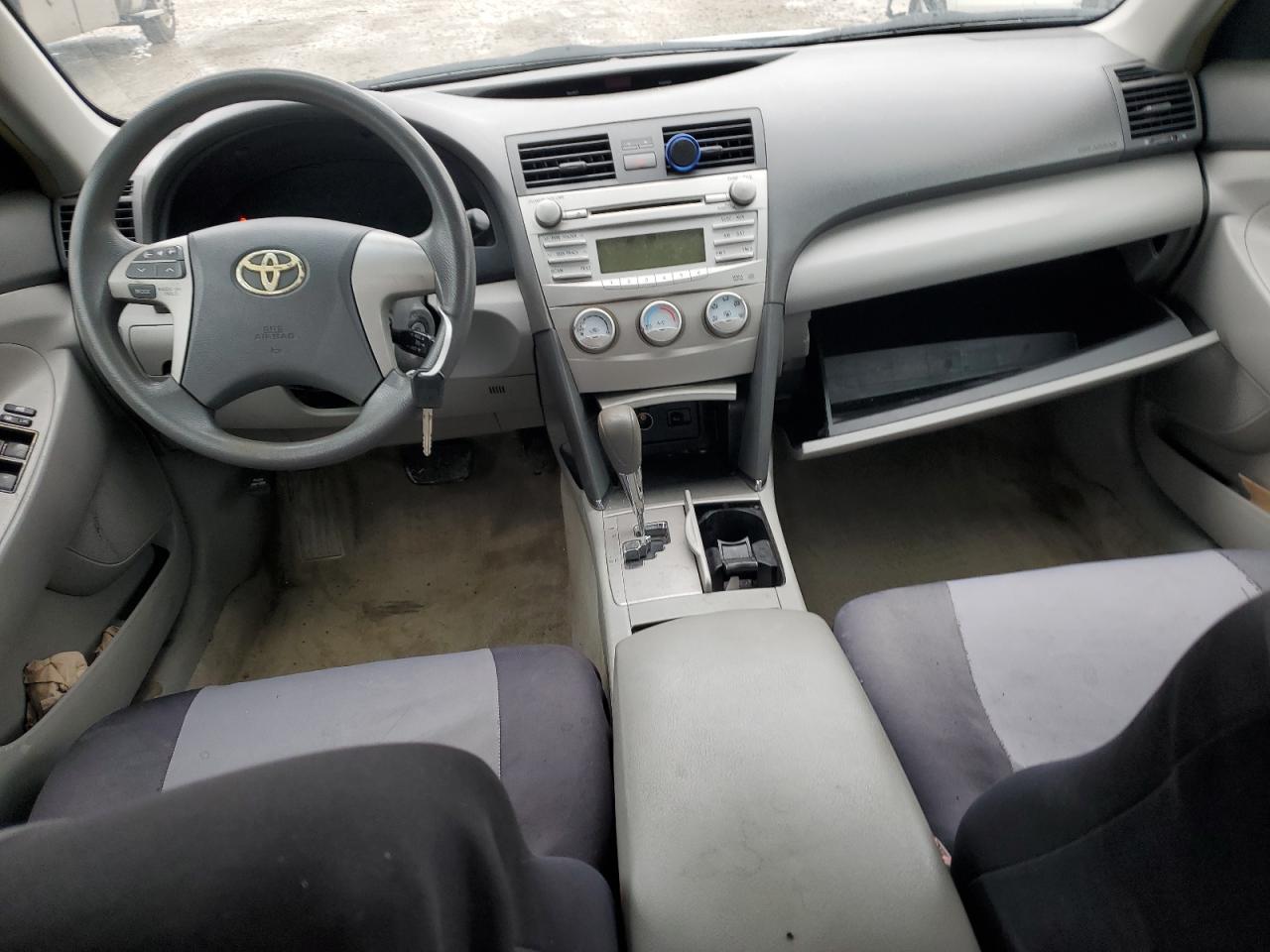 2011 Toyota Camry - Image 8
