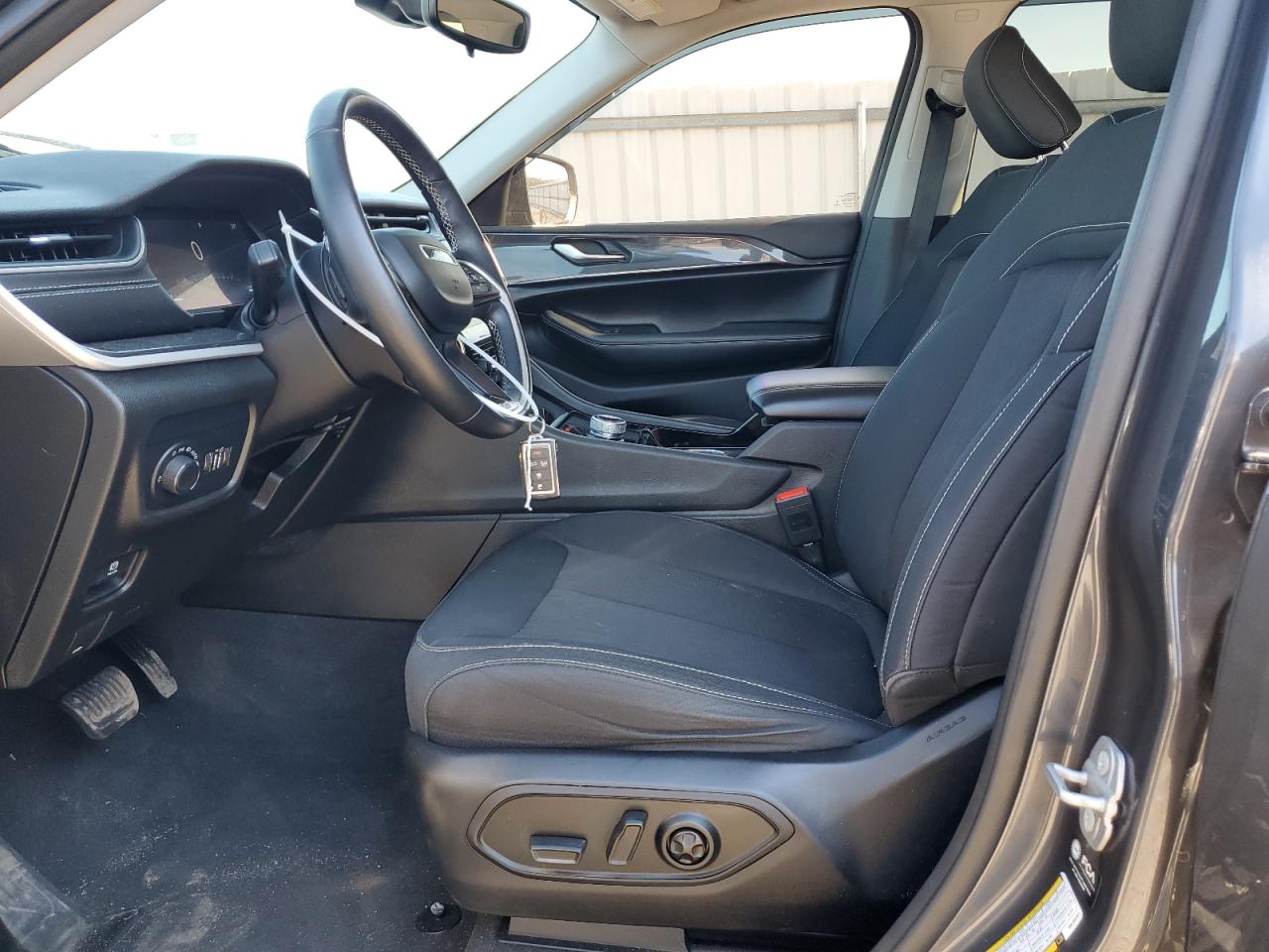 2021 Jeep Grand Cherokee - Image 7