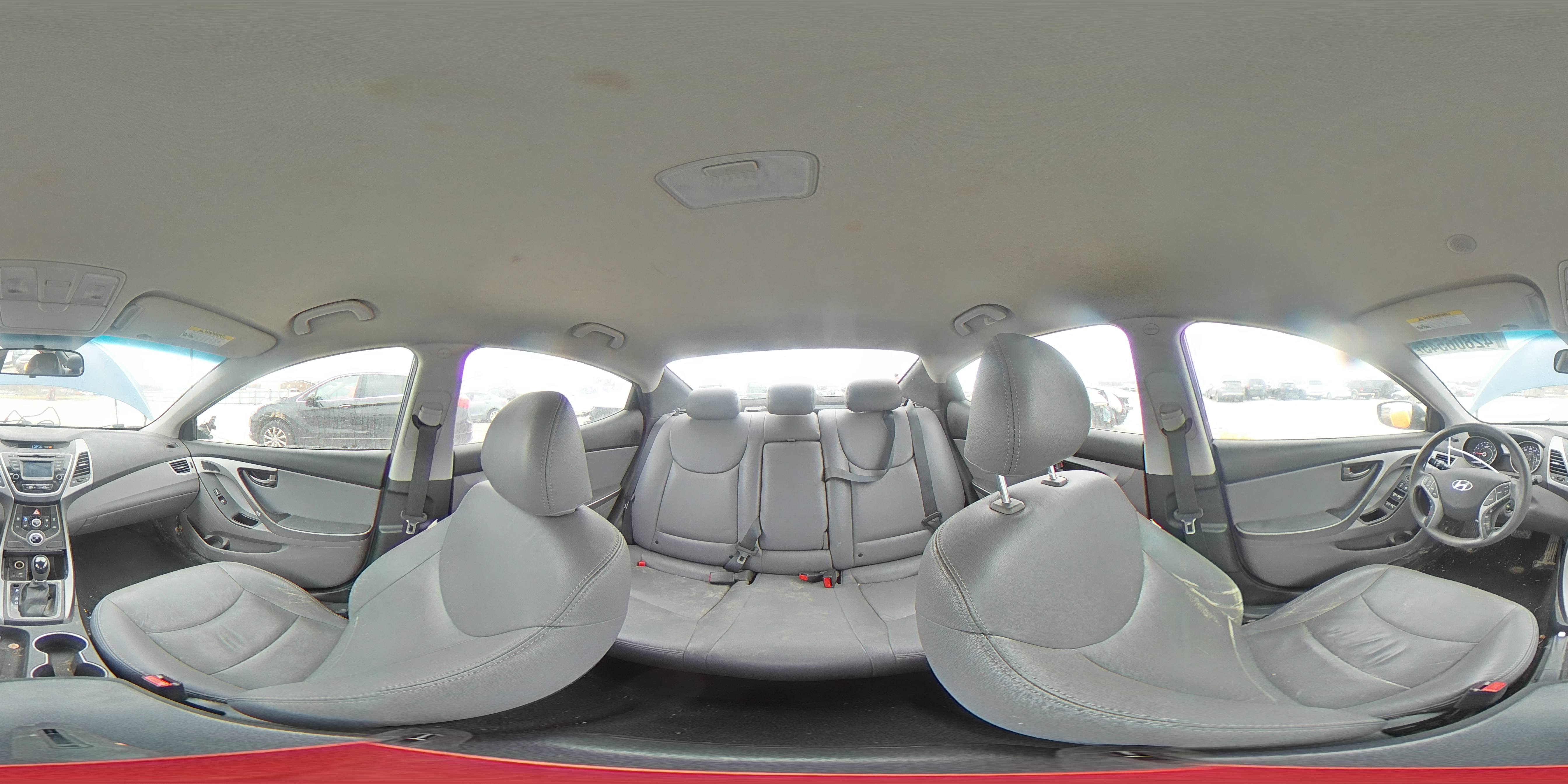 2015 Hyundai Elantra - Image 13
