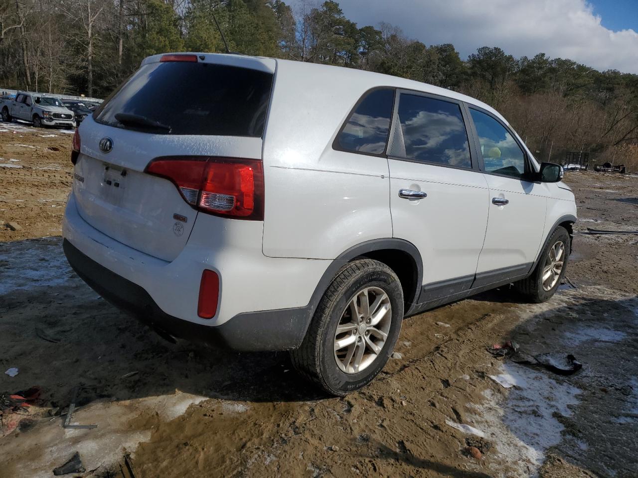 2015 Kia Sorento - Image 3