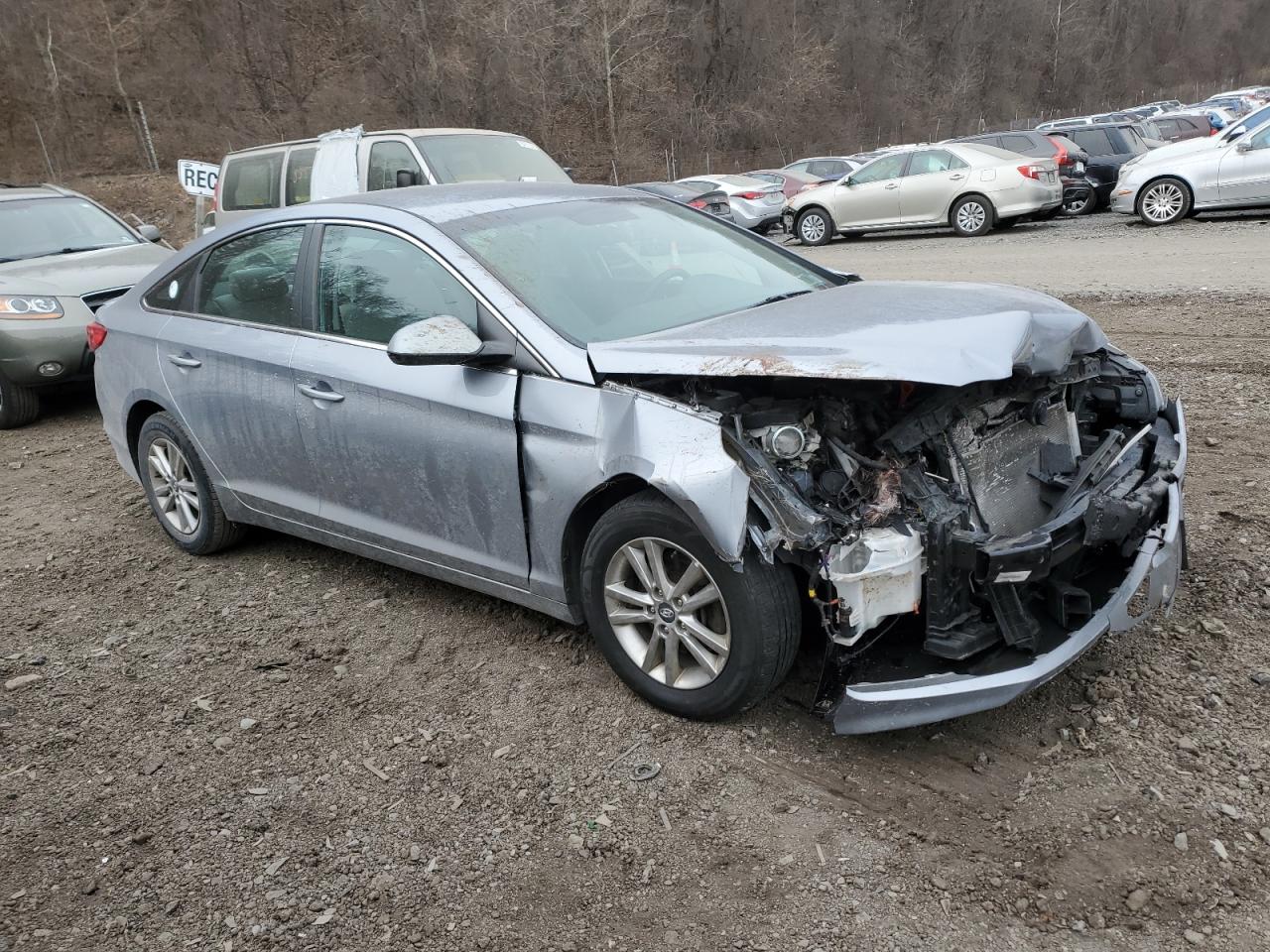 2017 Hyundai Sonata - Image 4