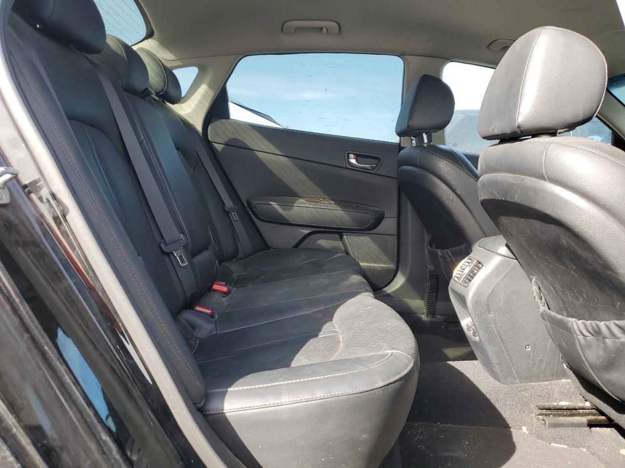 2016 Kia Optima - Image 10