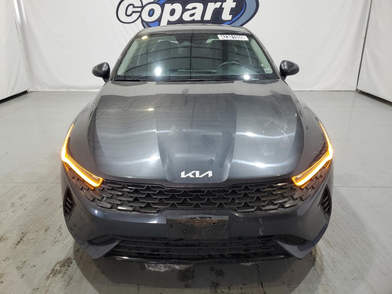 2023 Kia K5 - Image 5