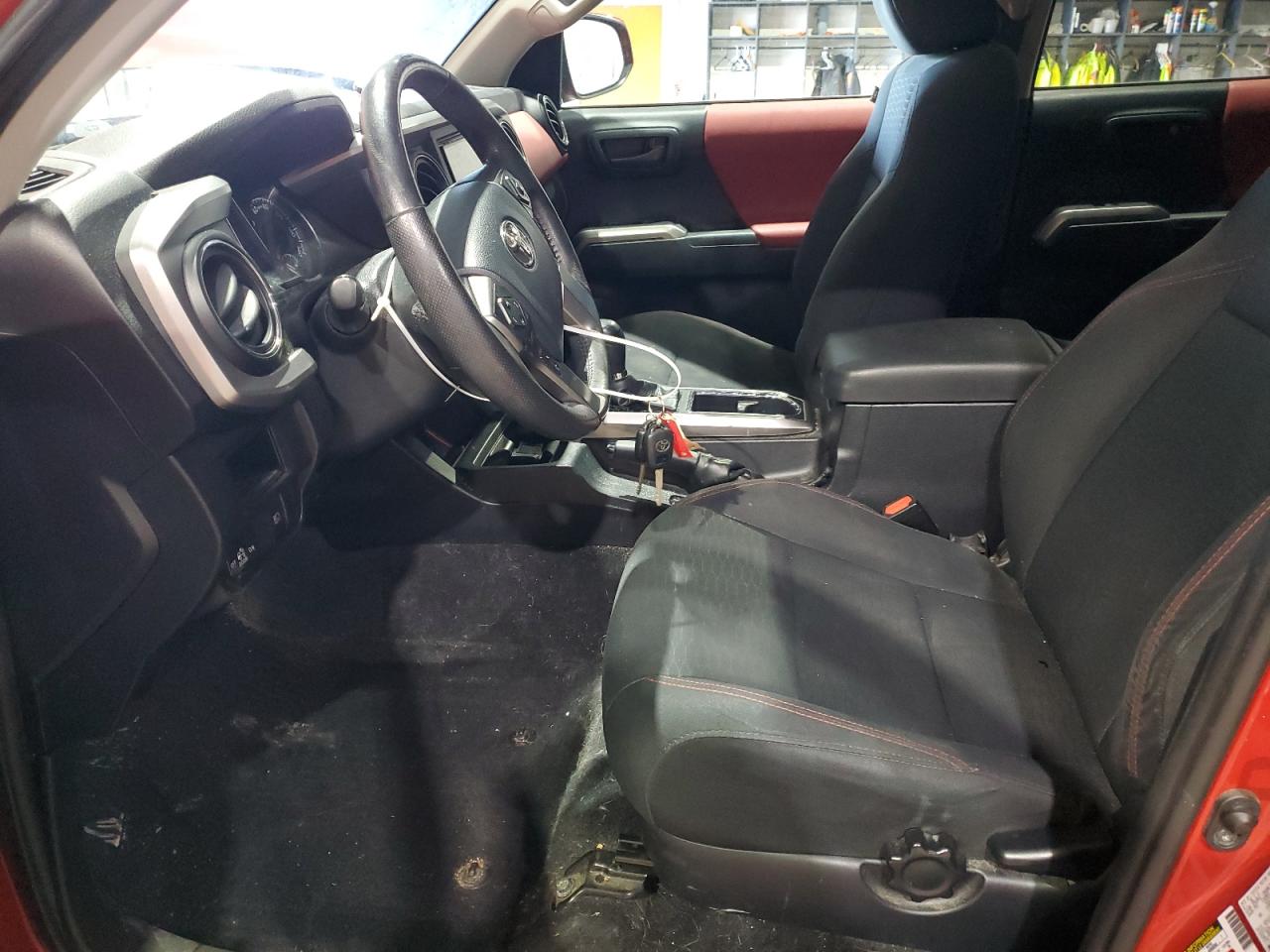2018 Toyota Tacoma - Image 7