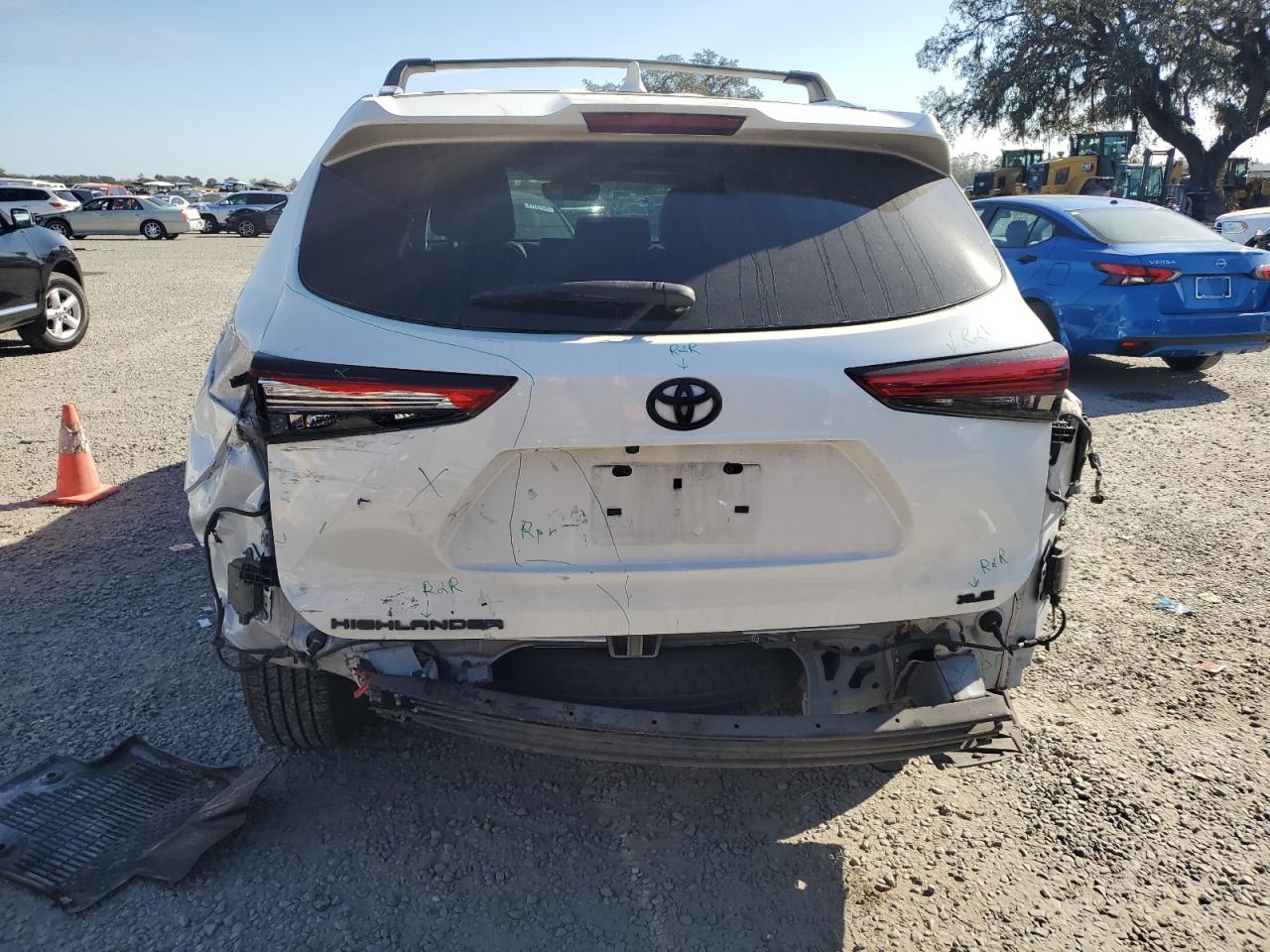 2021 Toyota Highlander Xle VIN: 5TDGZRAH5MS518265 Lot: 88106255