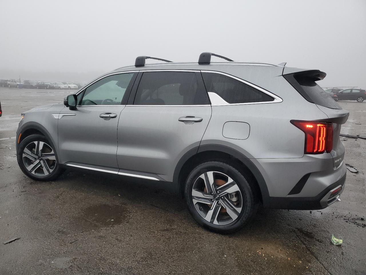 2023 Kia Sorento - Image 2